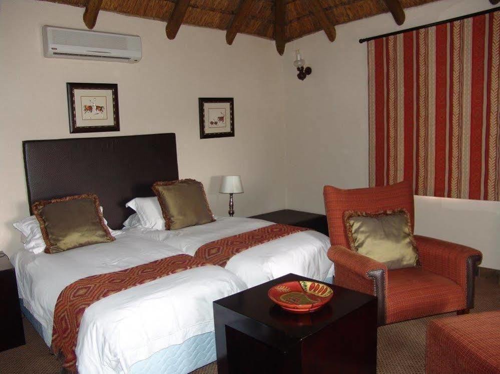 Bona Bona Game Lodge Wolmaranstad Extérieur photo